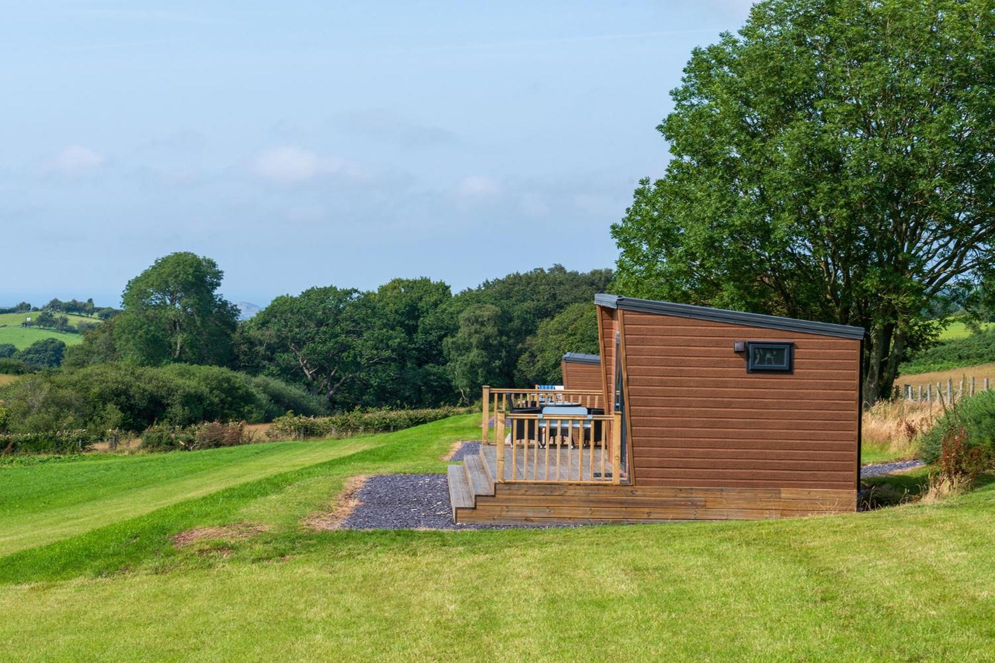 Waenfechan Glamping With Hot Tubs Колвин Бэй Экстерьер фото
